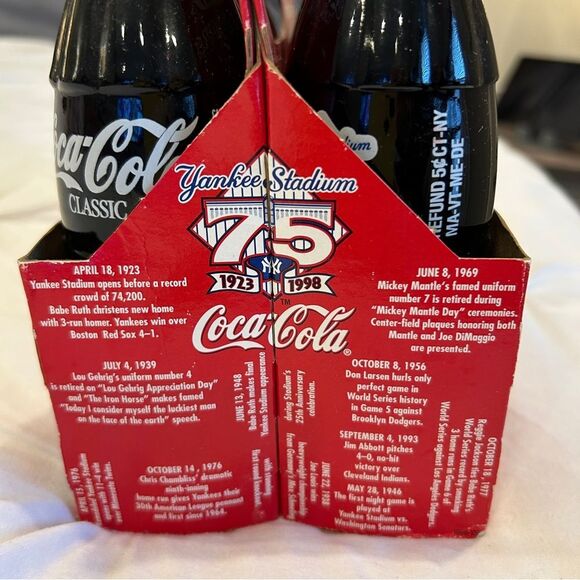 Coca-Cola Collectibles Classic Celebrating 75 Years of Yankee Stadium 1923 -1998 - Picture 5 of 7